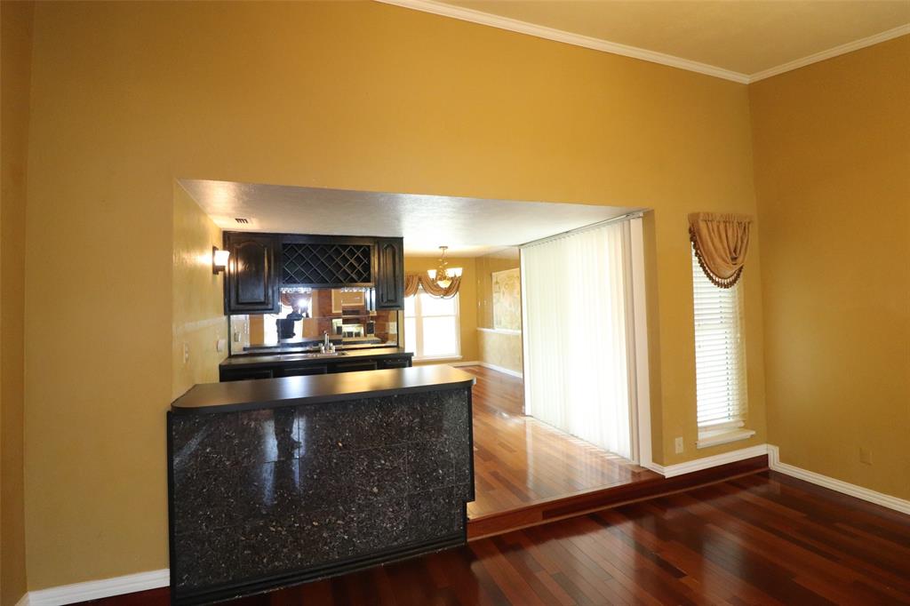 2901 Red Gum Road Garland, TX 75044 - Photo 9 of 24