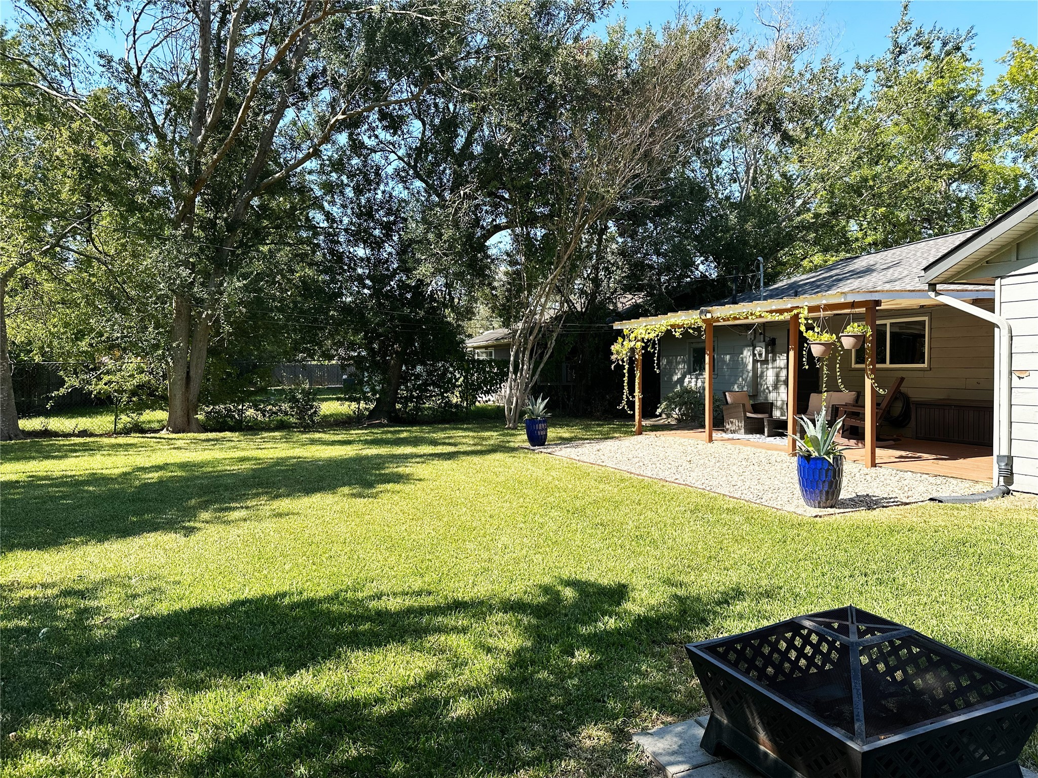 4821 Hummingbird Street Houston, TX 77035 - Photo 42 of 45 Backyard