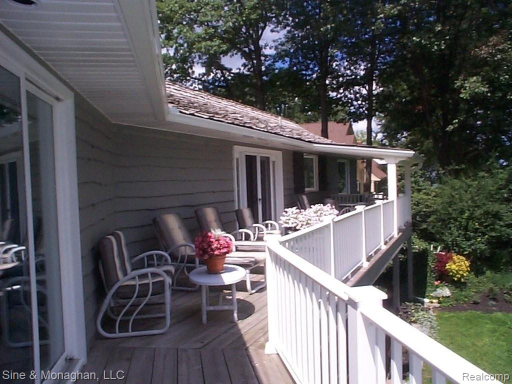 1515 River Road St. Clair, MI 48079 - Photo 15 of 25 15 BALCONY 1515 River.JPG