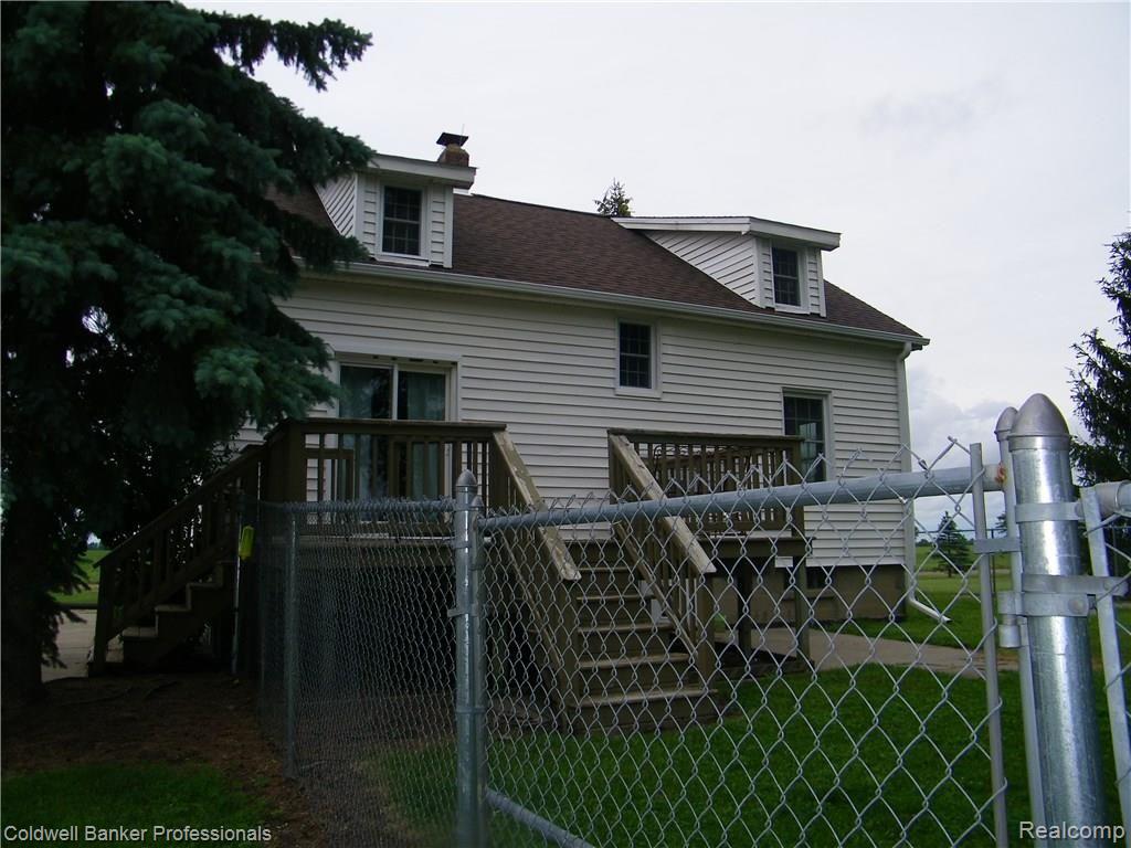 8570 Burt Road Capac, MI 48014 - Photo 31 of 36 100_3725.jpg