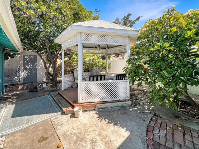 $1,000,000 | 2021 Kristi Lane, Santa Ana, CA 92701