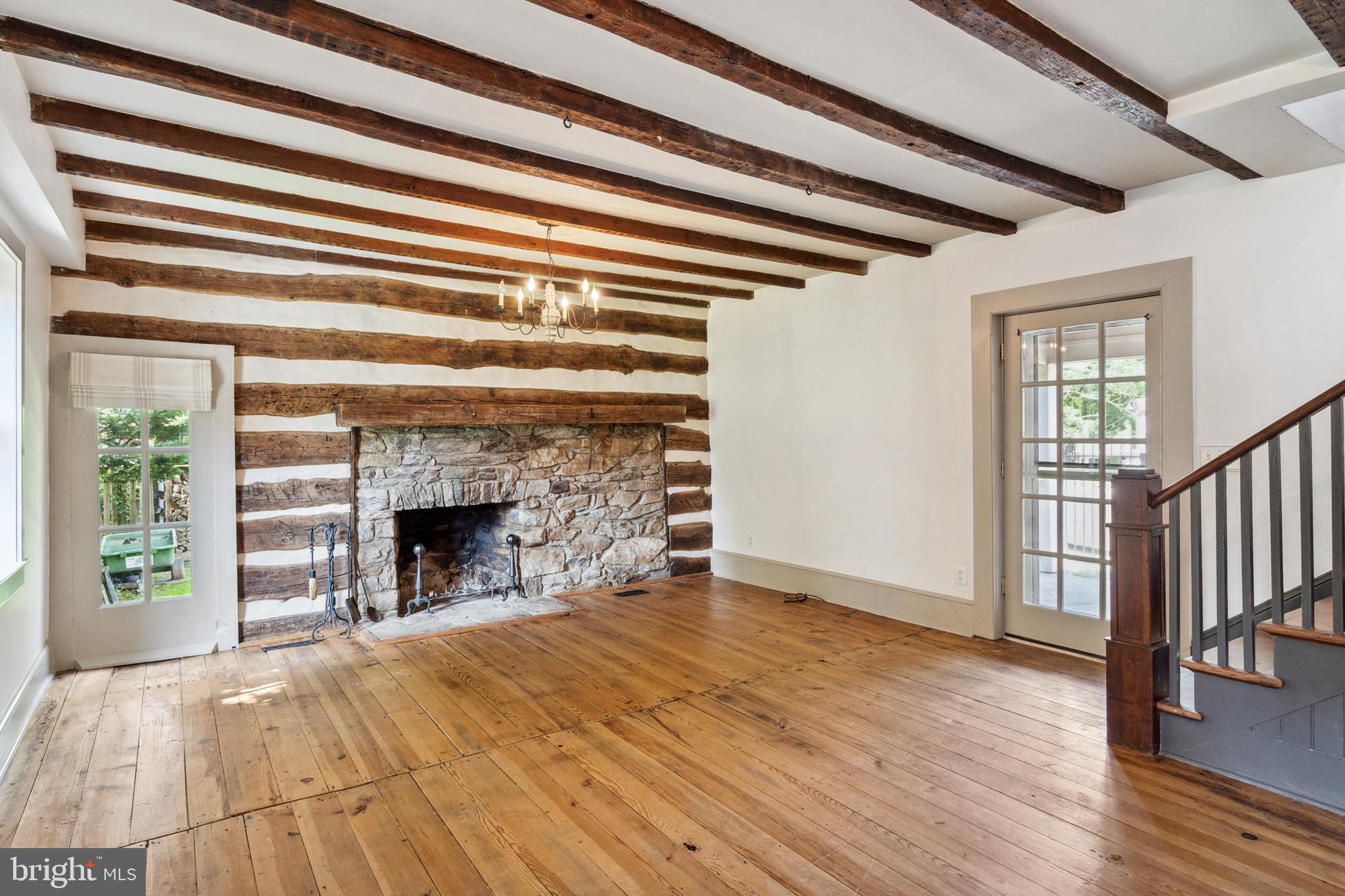131 Ken Culbert Jr. Road Purcellville, VA 20132 - Photo 13 of 75 Family room with dual-sided fireplace