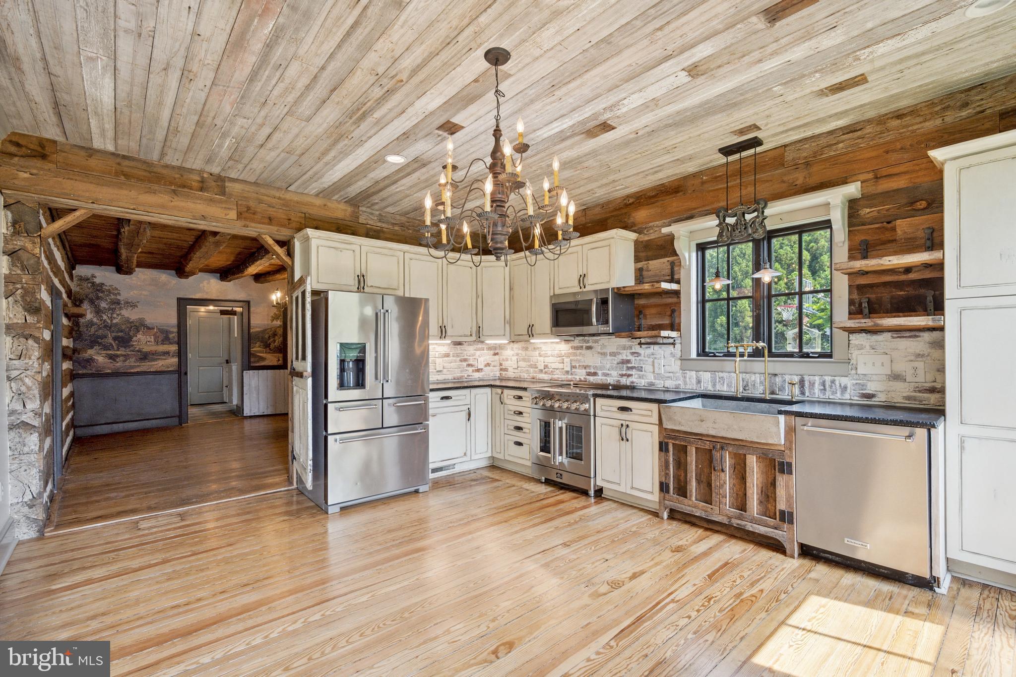 131 Ken Culbert Jr. Road Purcellville, VA 20132 - Photo 18 of 75 Refinished wood floor