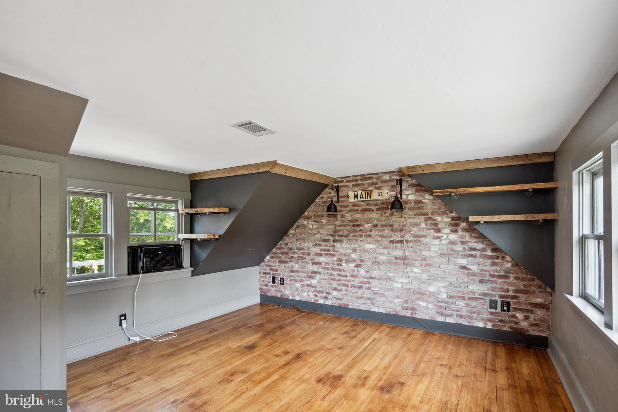 131 Ken Culbert Jr. Road Purcellville, VA 20132 - Photo 37 of 75 3rd bedroom or office