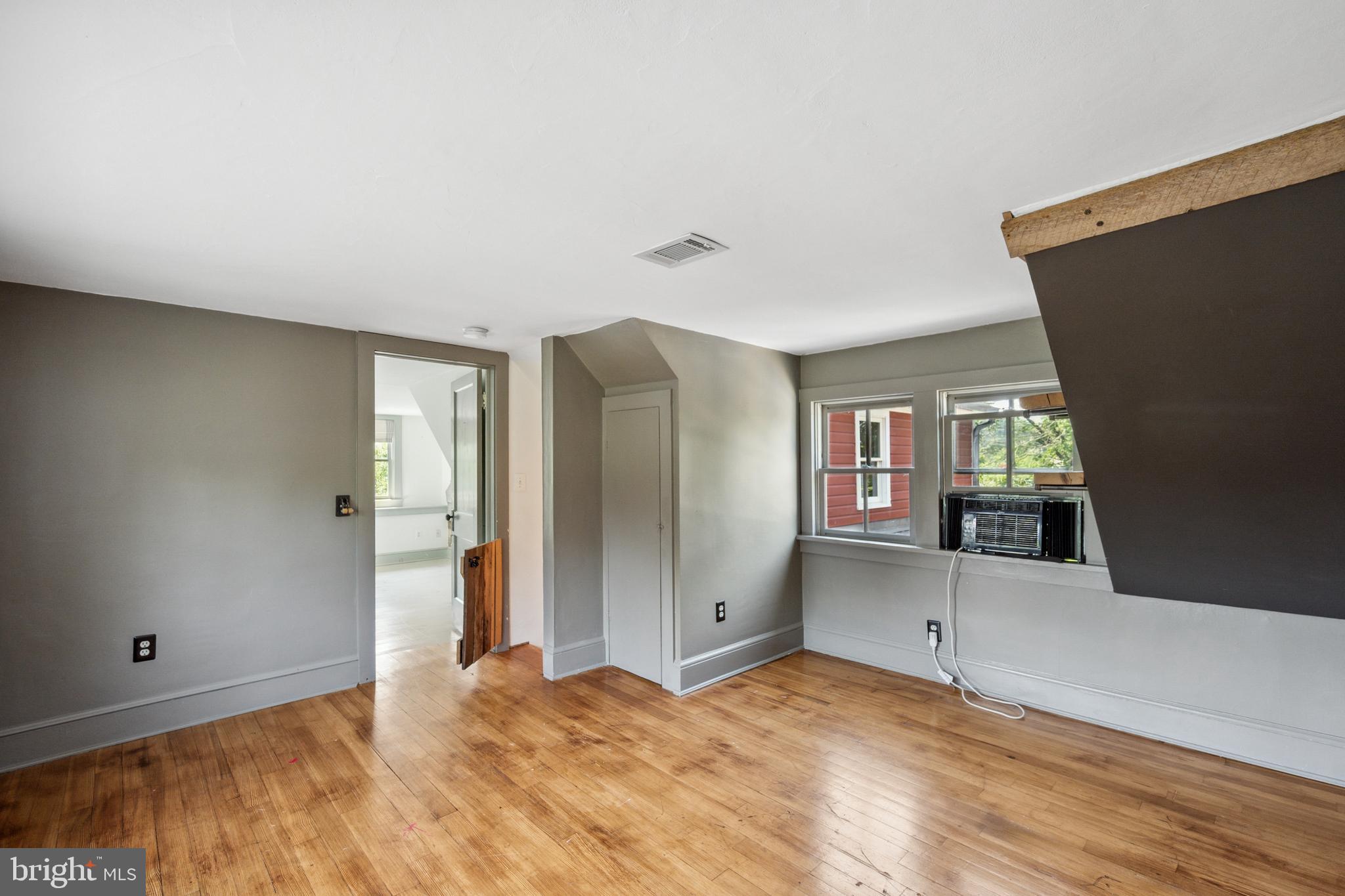 131 Ken Culbert Jr. Road Purcellville, VA 20132 - Photo 39 of 75 3rd bedroom or office