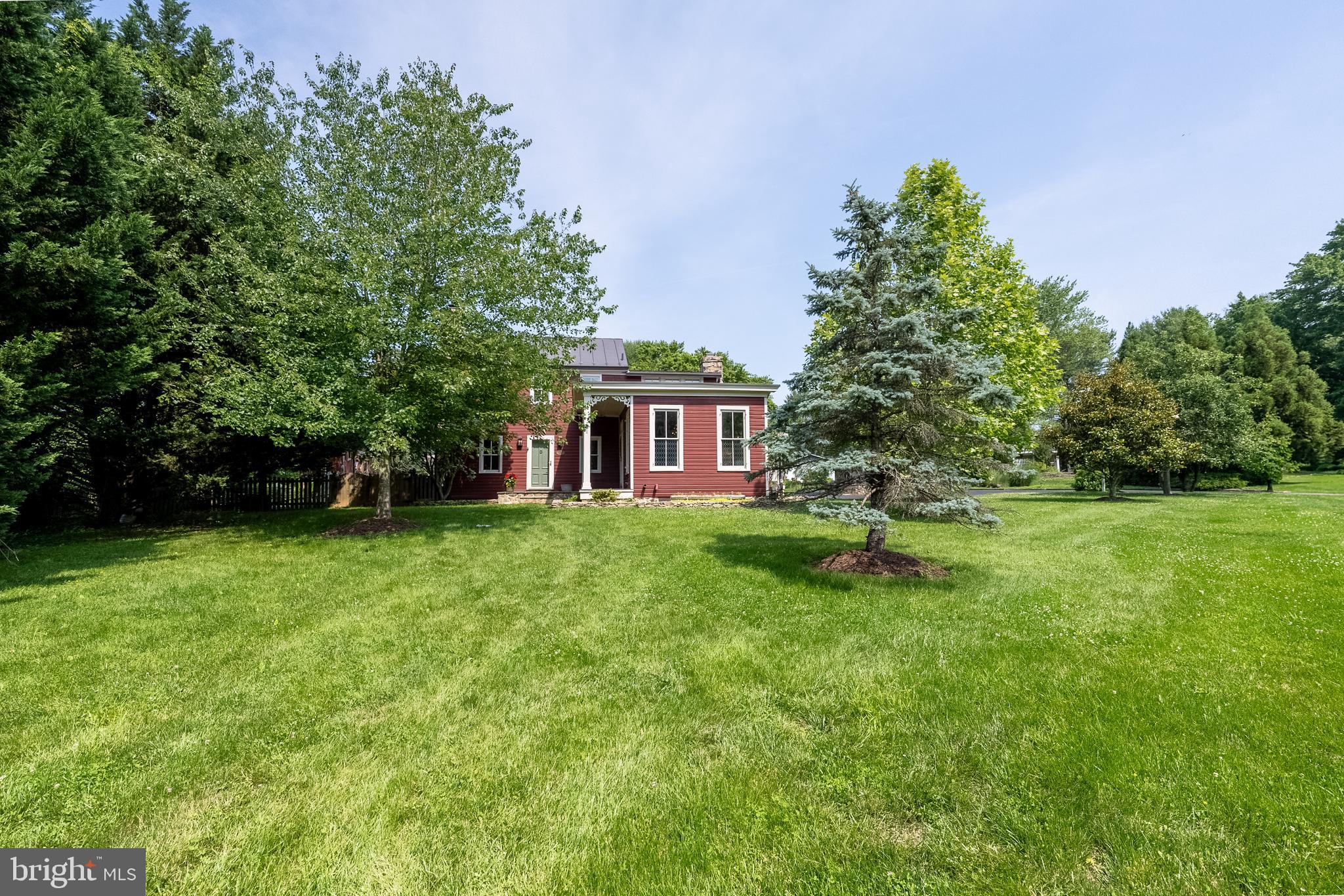 131 Ken Culbert Jr. Road Purcellville, VA 20132 - Photo 43 of 75 front yard