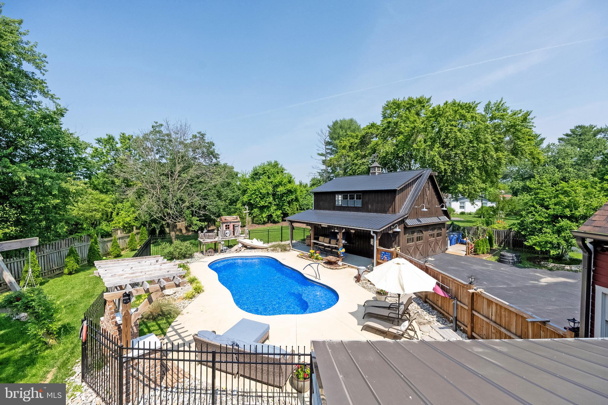 131 Ken Culbert Jr. Road Purcellville, VA 20132 - Photo 67 of 75 Enjoy this all summer!