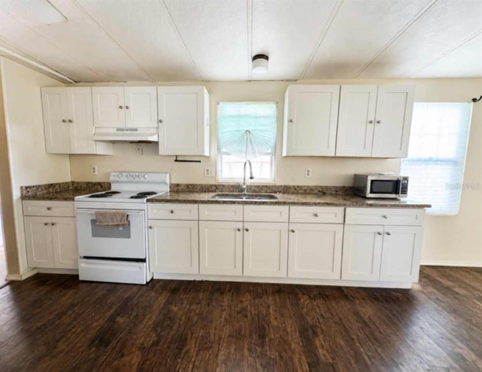 1925 Mary Lane Holiday, FL 34690 - Photo 6 of 23