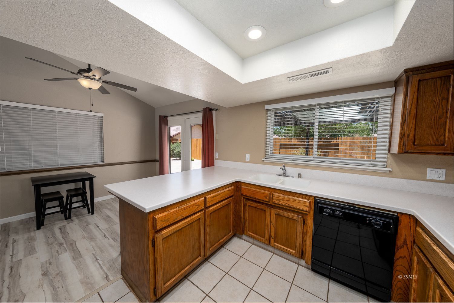 430 Mt Shasta Circle Ridgecrest, CA 93555 - Photo 9 of 28