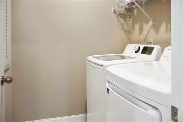 $590,000 | 308 Overture Court Southeast, Smyrna, GA 30080