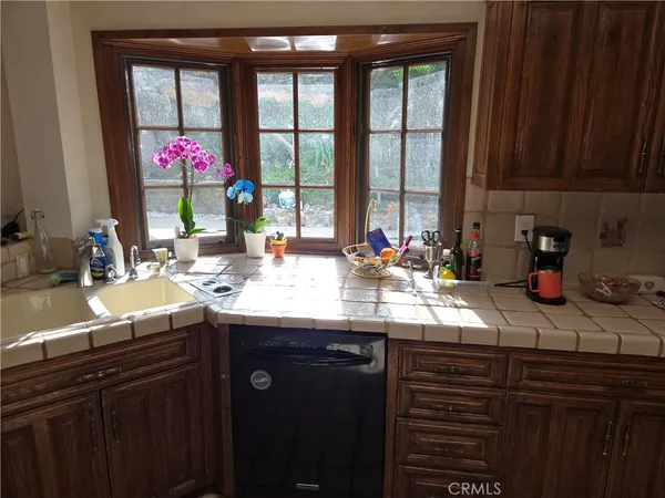 $875,000 | 25447 VÃa Novia, Valencia, CA 91355