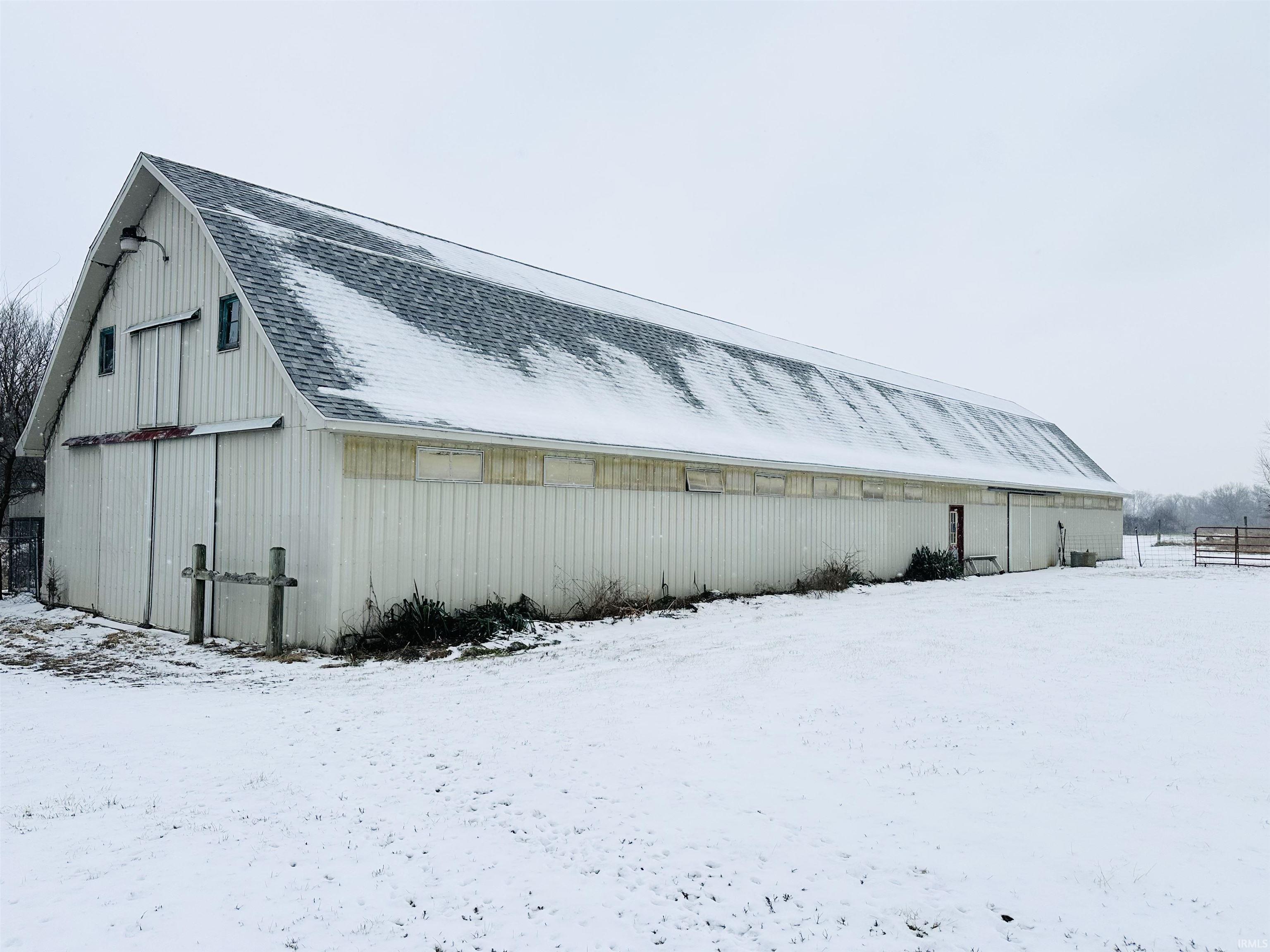 69309 Walnut Road Walkerton, IN 46574 - Photo 4 of 36