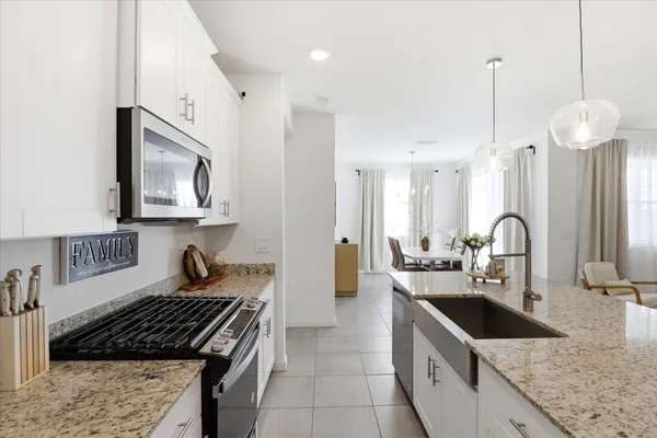 $1,950 | 19295 North Avelino Drive, Maricopa, AZ 85138