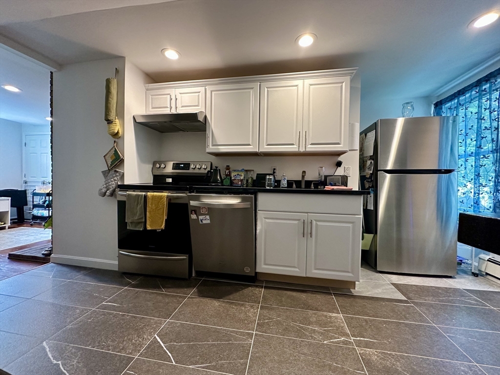 13 Mill Street Lancaster, MA 01523 - Photo 24 of 42