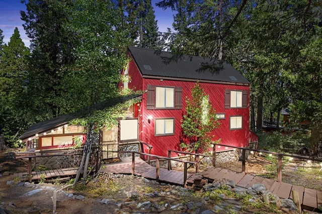 $450,000 | 42316 Blue Meadow Lane, Shaver Lake, CA 93664