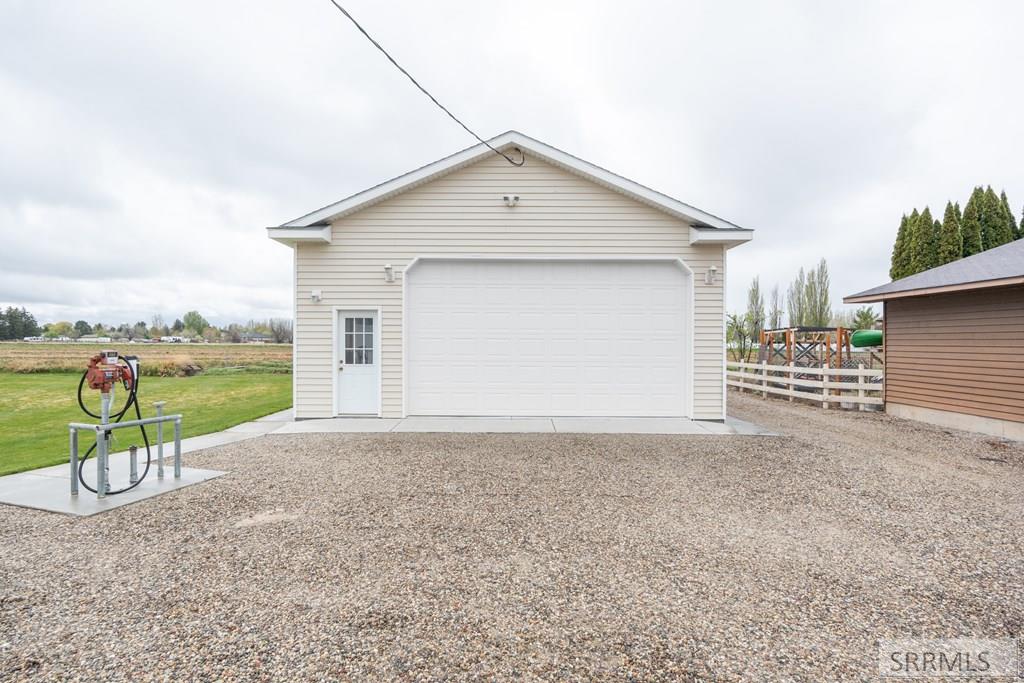3880 East 400 North Rigby, ID 83442 - Photo 7 of 63
