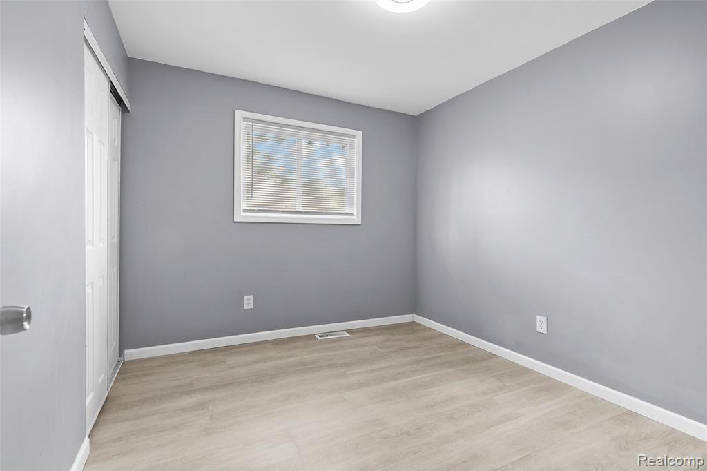3907 Bayhan Street Inkster, MI 48141 - Photo 14 of 24 Gallery Image 14