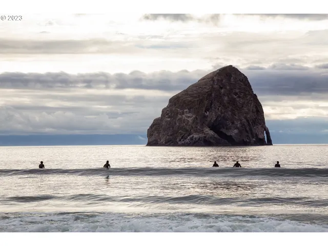 a view of outside space