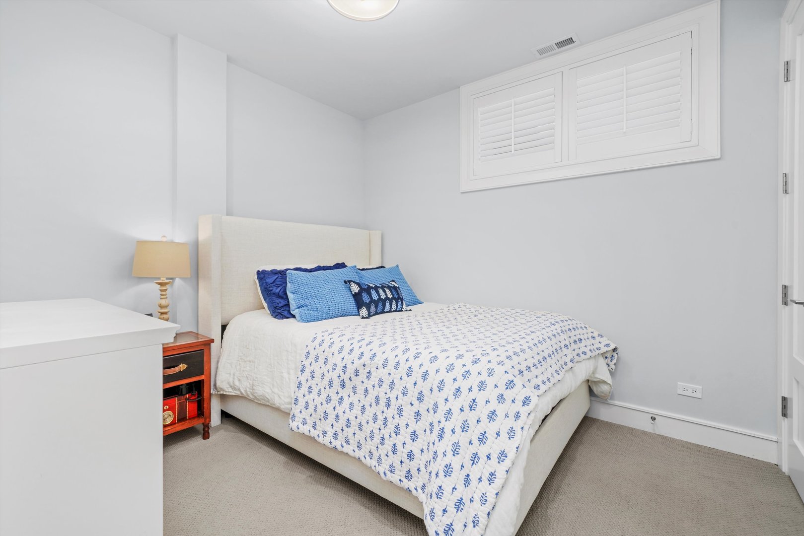 1046 West Altgeld Street, Unit 1S Chicago, IL 60614 - Photo 20 of 27