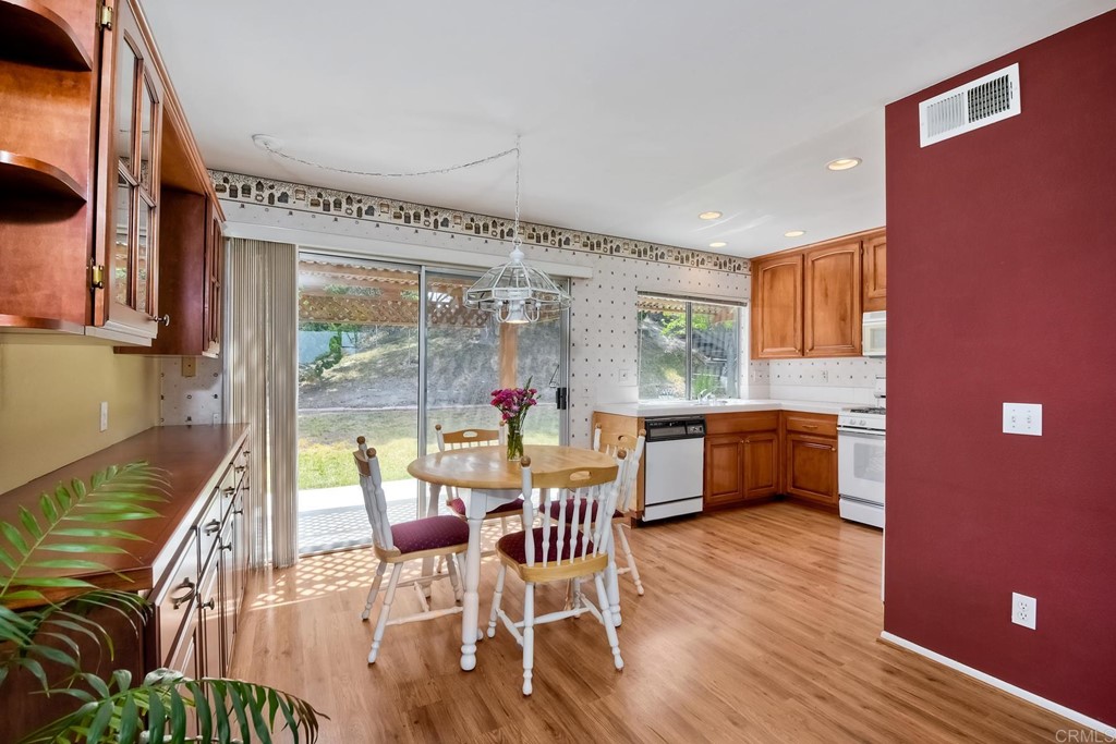 2408 Winter Road Oceanside, CA 92056 - Photo 11 of 25