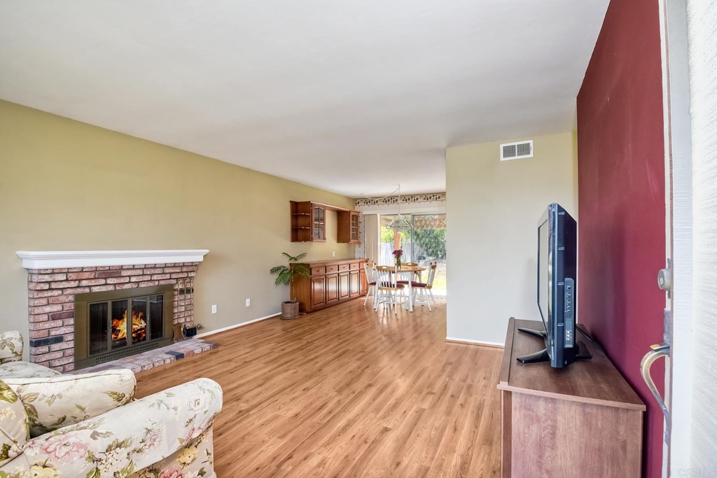 2408 Winter Road Oceanside, CA 92056 - Photo 8 of 25