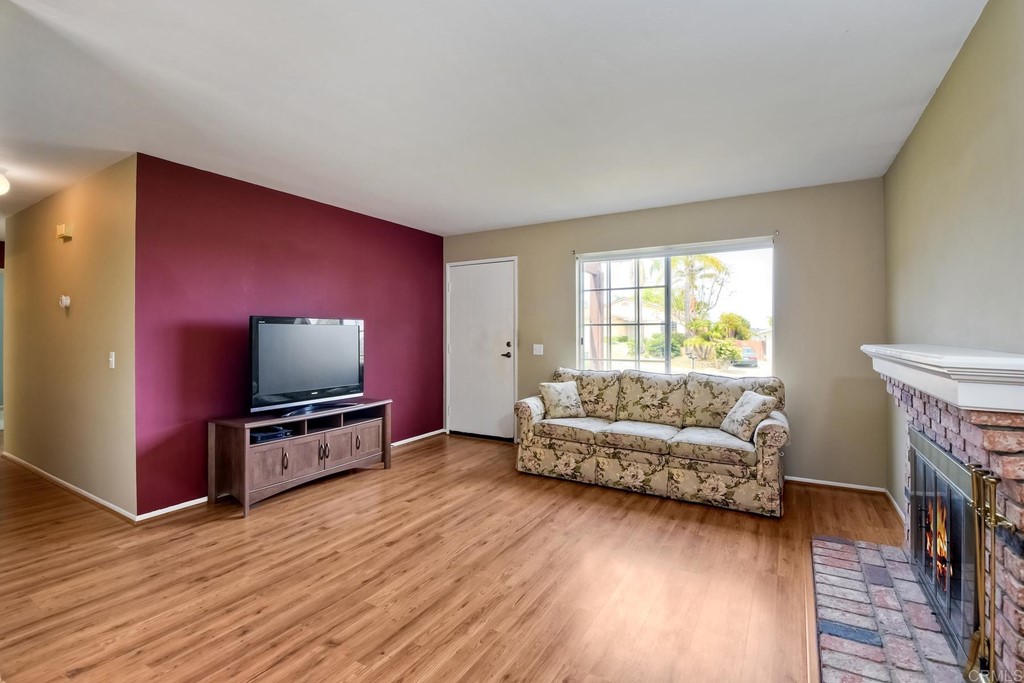 2408 Winter Road Oceanside, CA 92056 - Photo 10 of 25