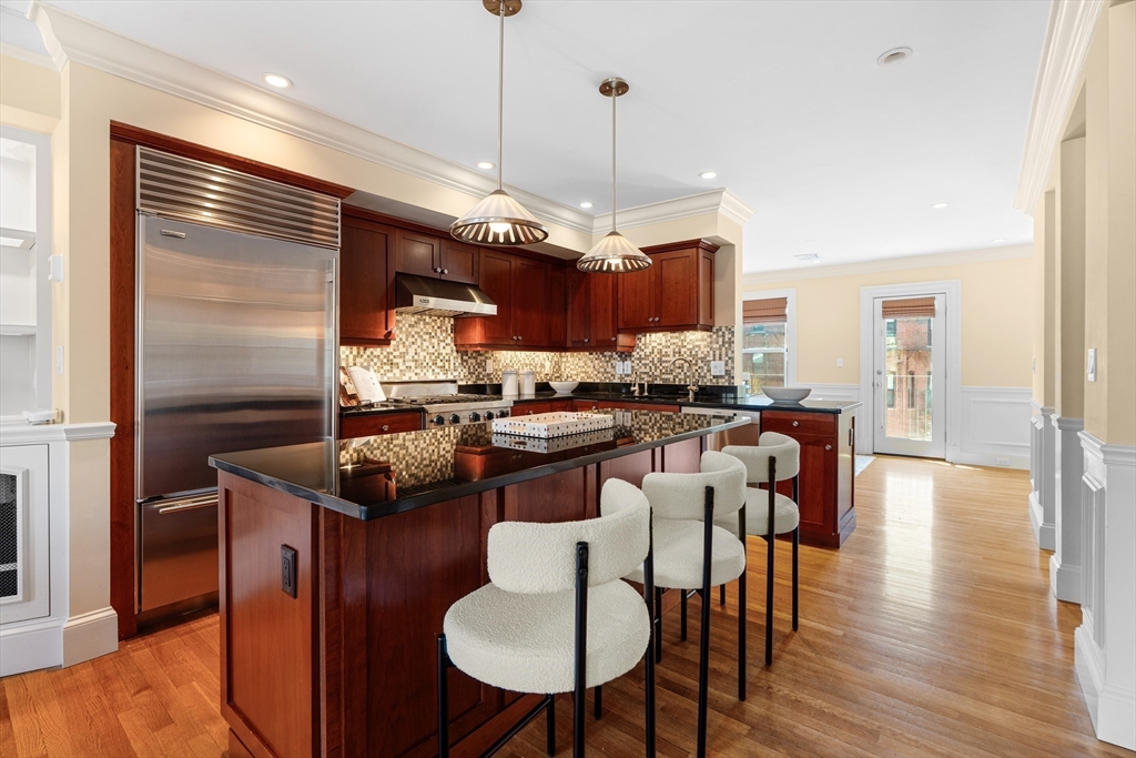 28 Rutland Square, Unit 3 Boston, MA 02118 - Photo 11 of 34 Gallery Image 11