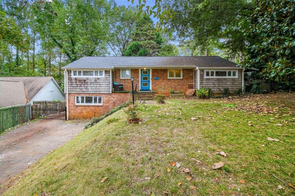 624 Forrest Avenue Griffin, GA 30224 - Photo 1 of 1 front view of a house with yard