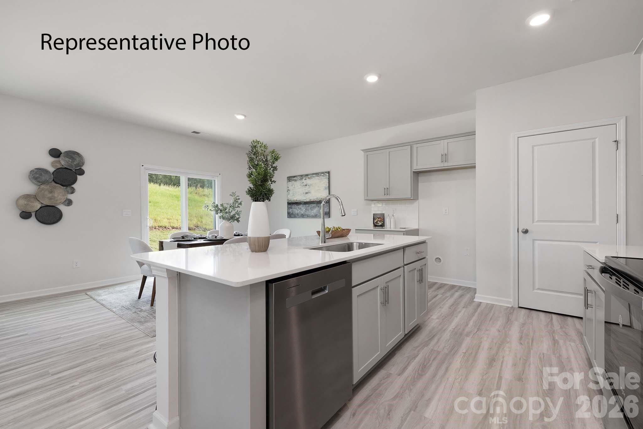 1006 Two Brothers Lane York, SC 29745 - Photo 10 of 24