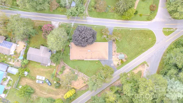 $465,000 | 105 Alexander Avenue, Swannanoa, NC 28778