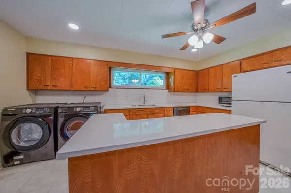 $465,000 | 105 Alexander Avenue, Swannanoa, NC 28778