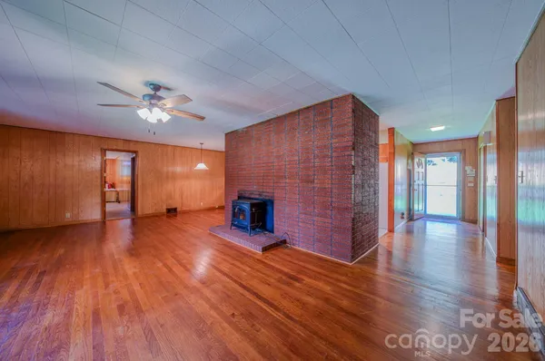 $465,000 | 105 Alexander Avenue, Swannanoa, NC 28778
