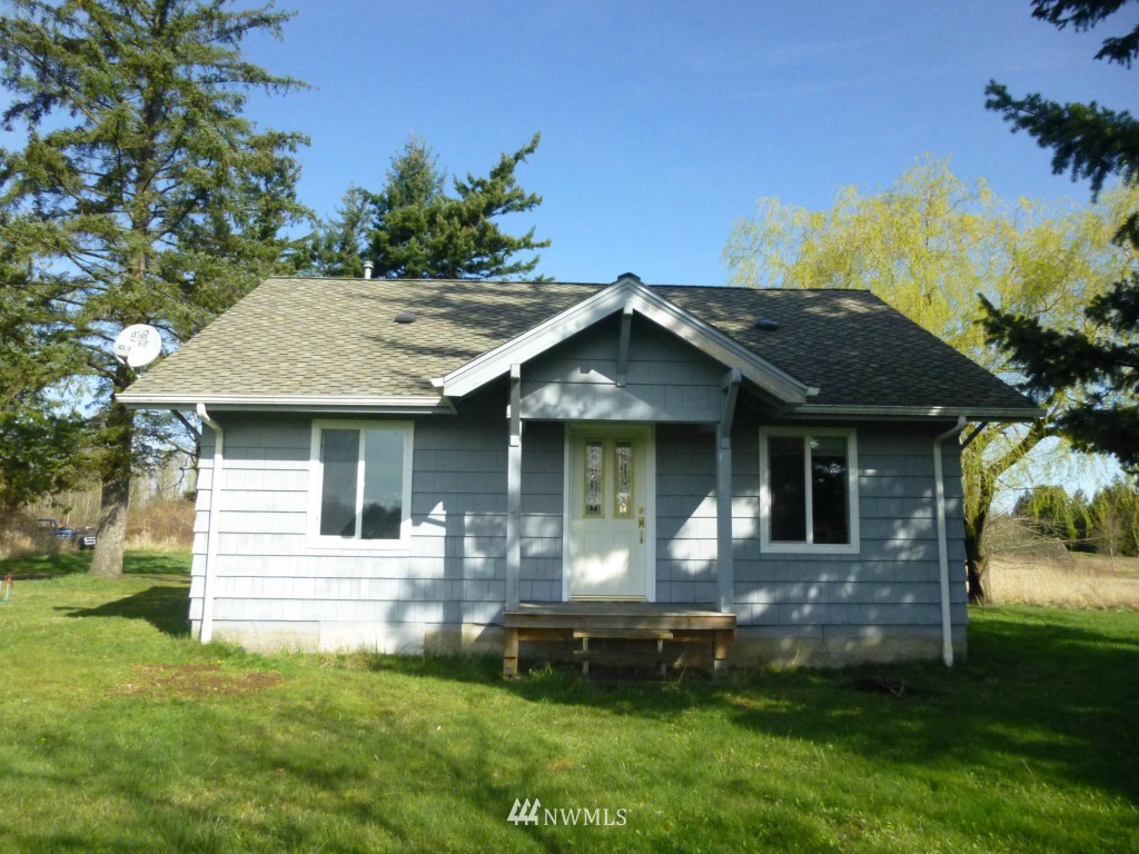 1438 East Axton Road Bellingham, WA 98226 - Photo 1 of 20