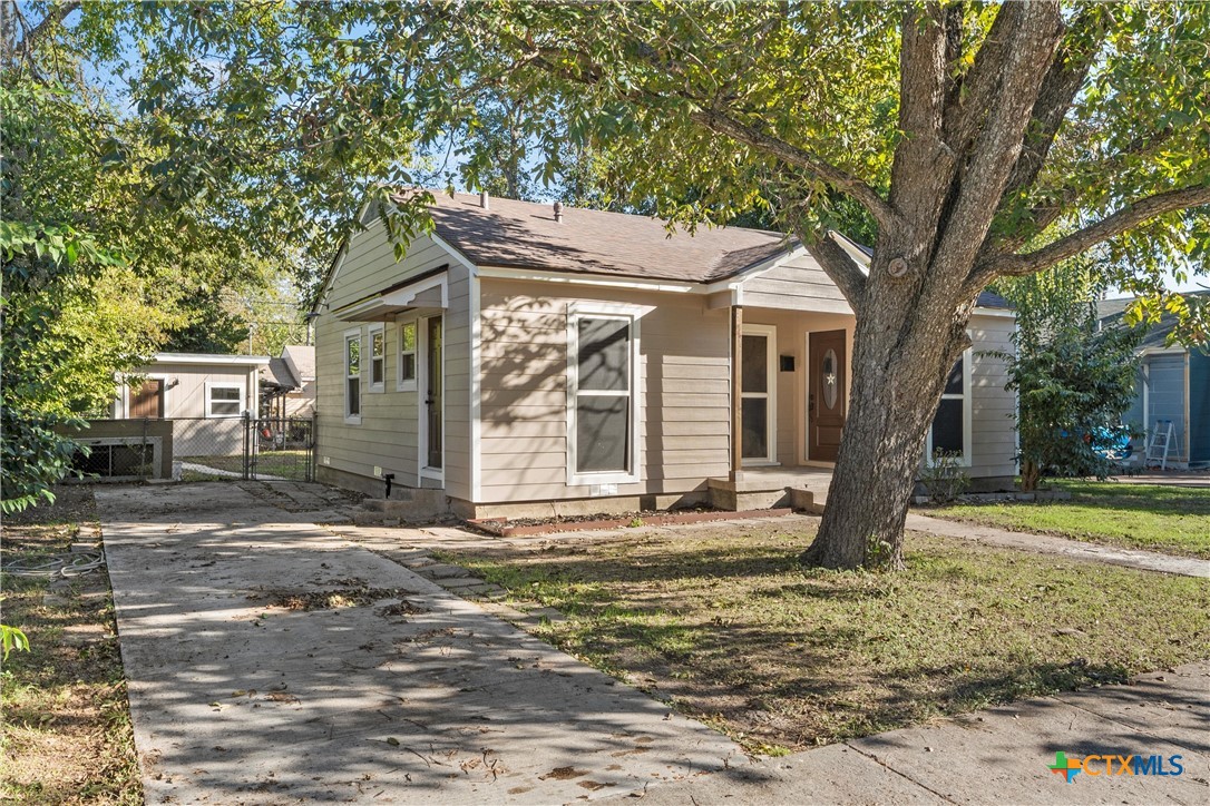 1203 South 5th Street Temple, TX 76504 - Photo 3 of 29