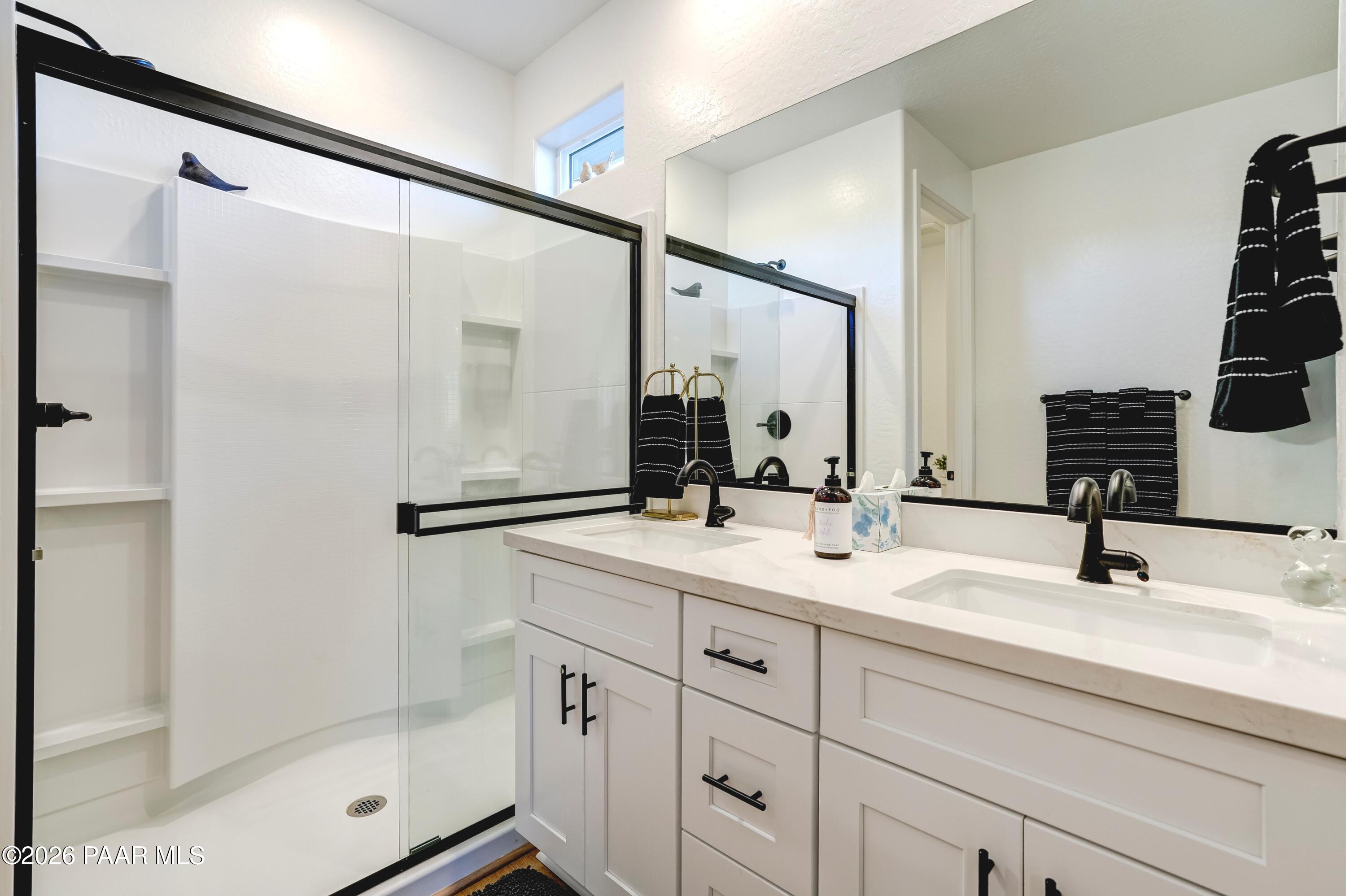 1220 Woodchute Road Prescott, AZ 86305 - Photo 19 of 31 Primary Bathroom 1