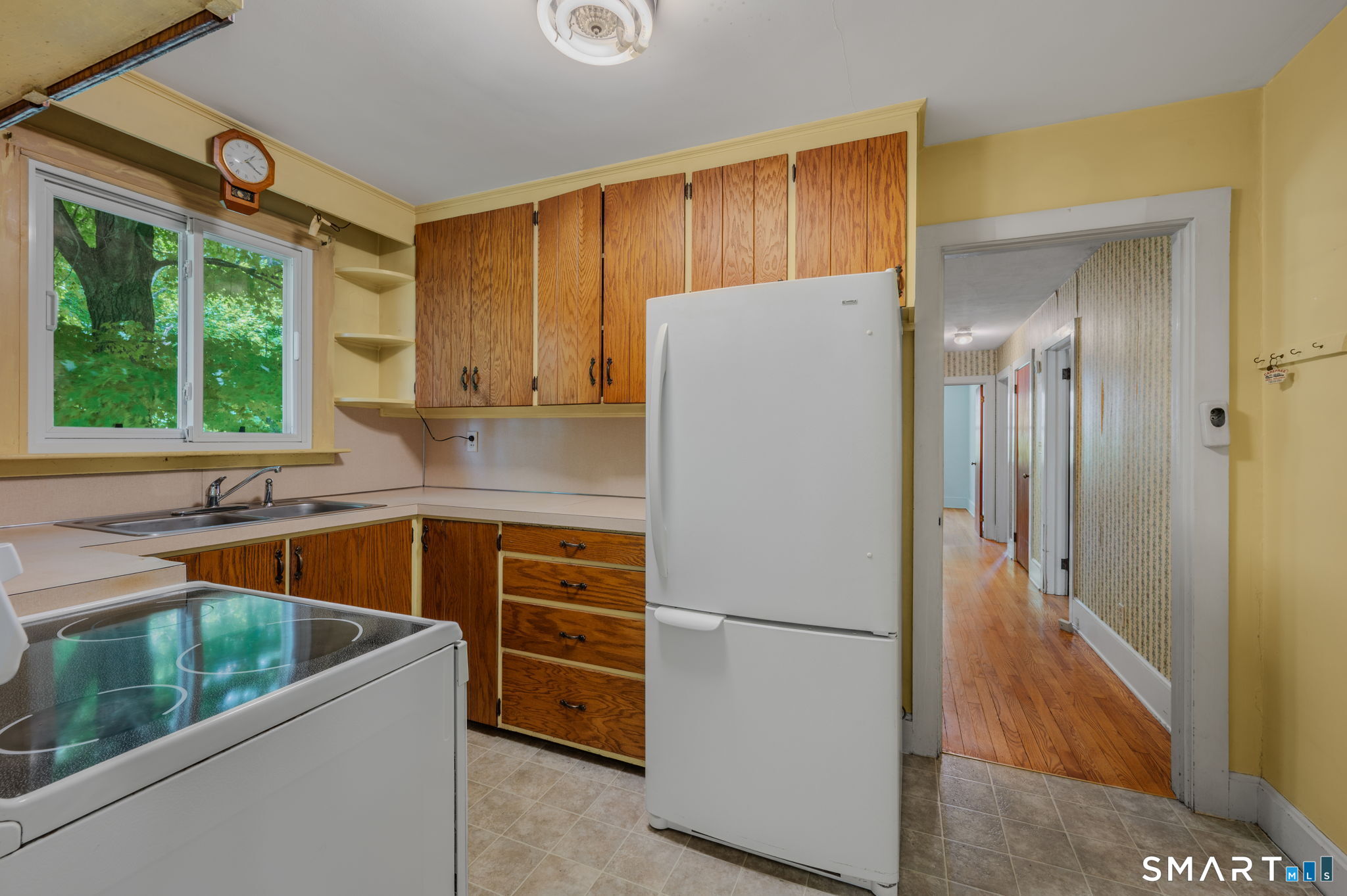 71 Old Hebron Road Colchester, CT 06415 - Photo 12 of 24