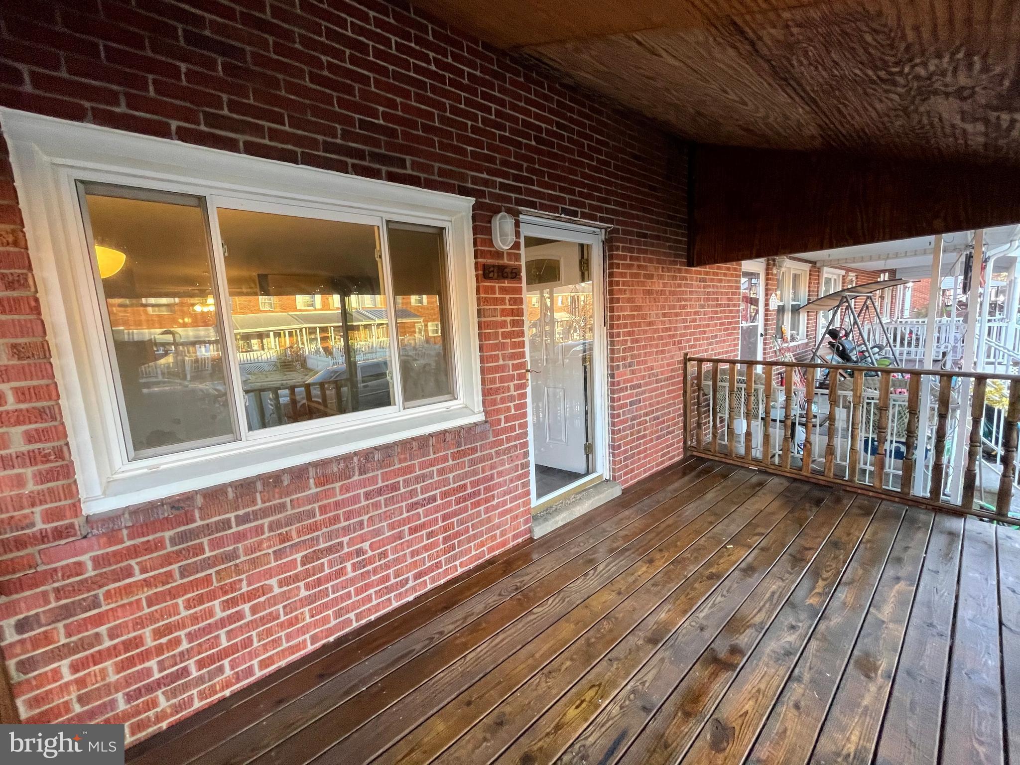 8165 Del Haven Road Baltimore, MD 21222 - Photo 4 of 30
