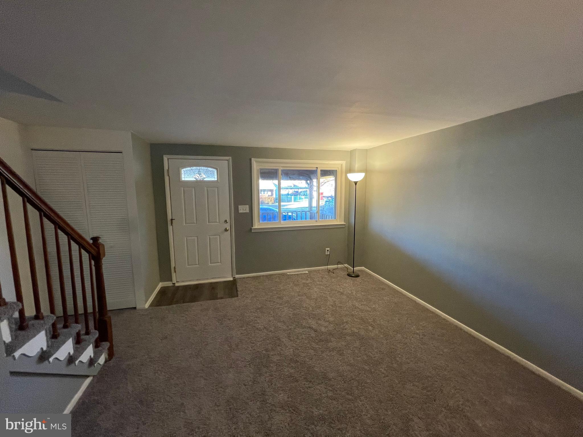 8165 Del Haven Road Baltimore, MD 21222 - Photo 5 of 30