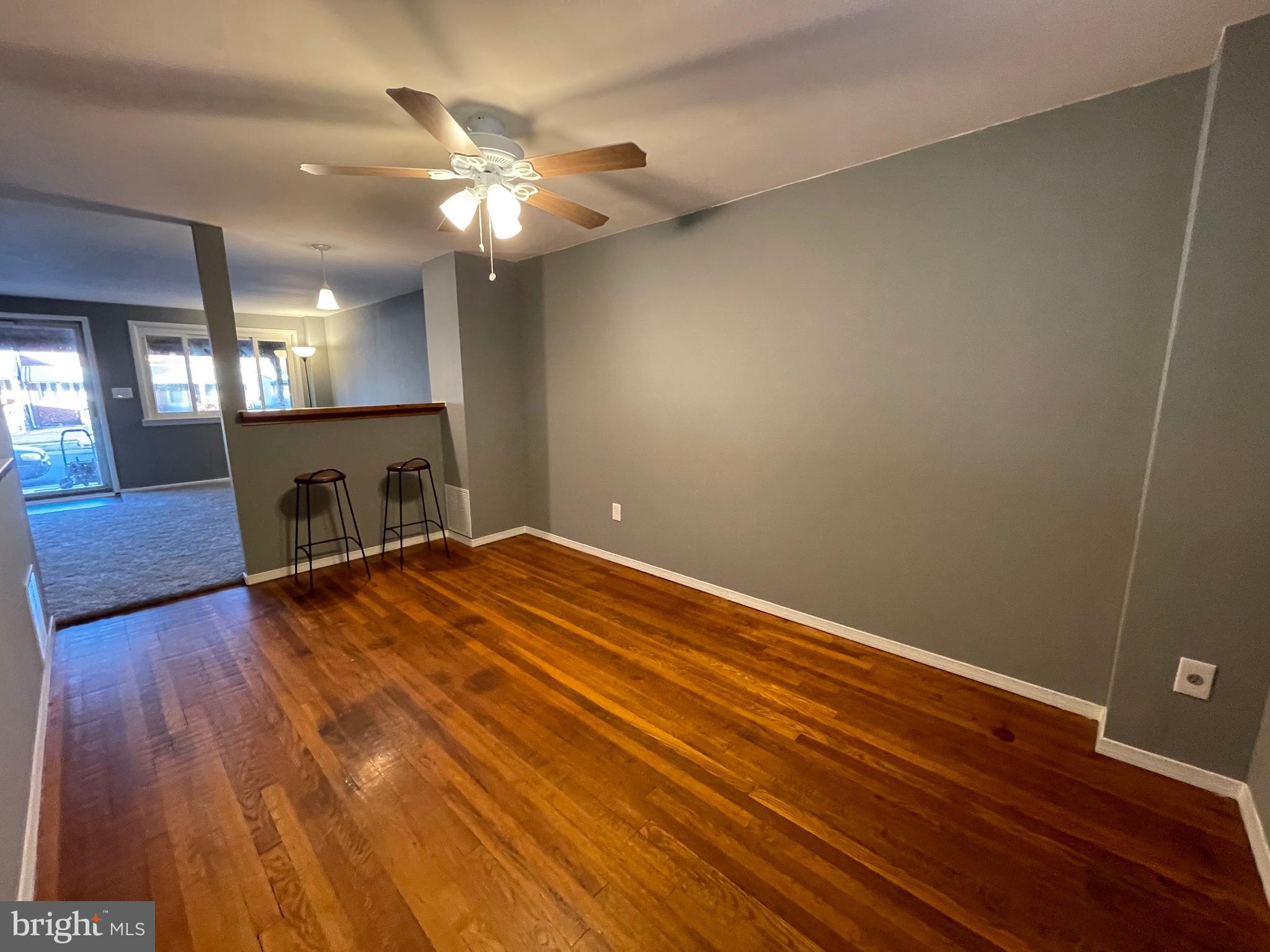 8165 Del Haven Road Baltimore, MD 21222 - Photo 8 of 30