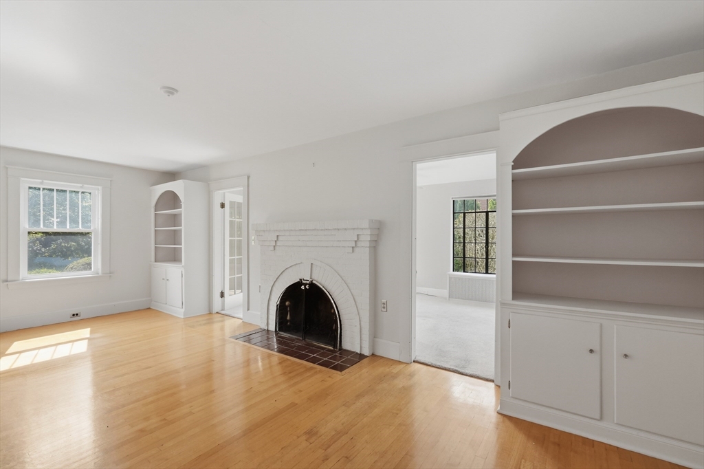 21 Job Cushing Road Shrewsbury, MA 01545 - Photo 6 of 40 Gallery Image 6