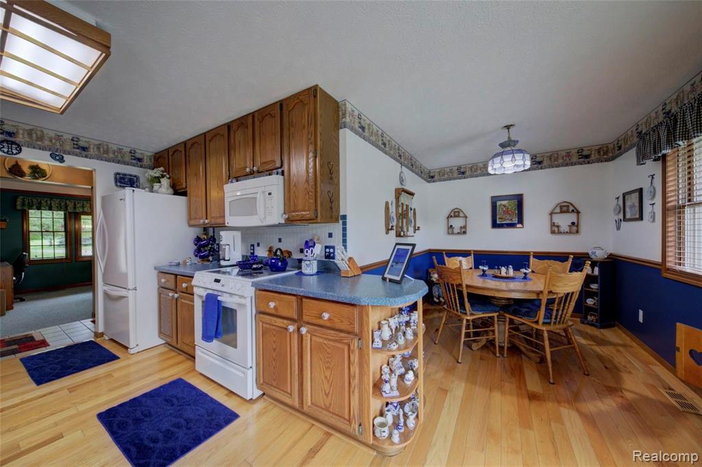 18350 Bush Road Chelsea, MI 48118 - Photo 38 of 70