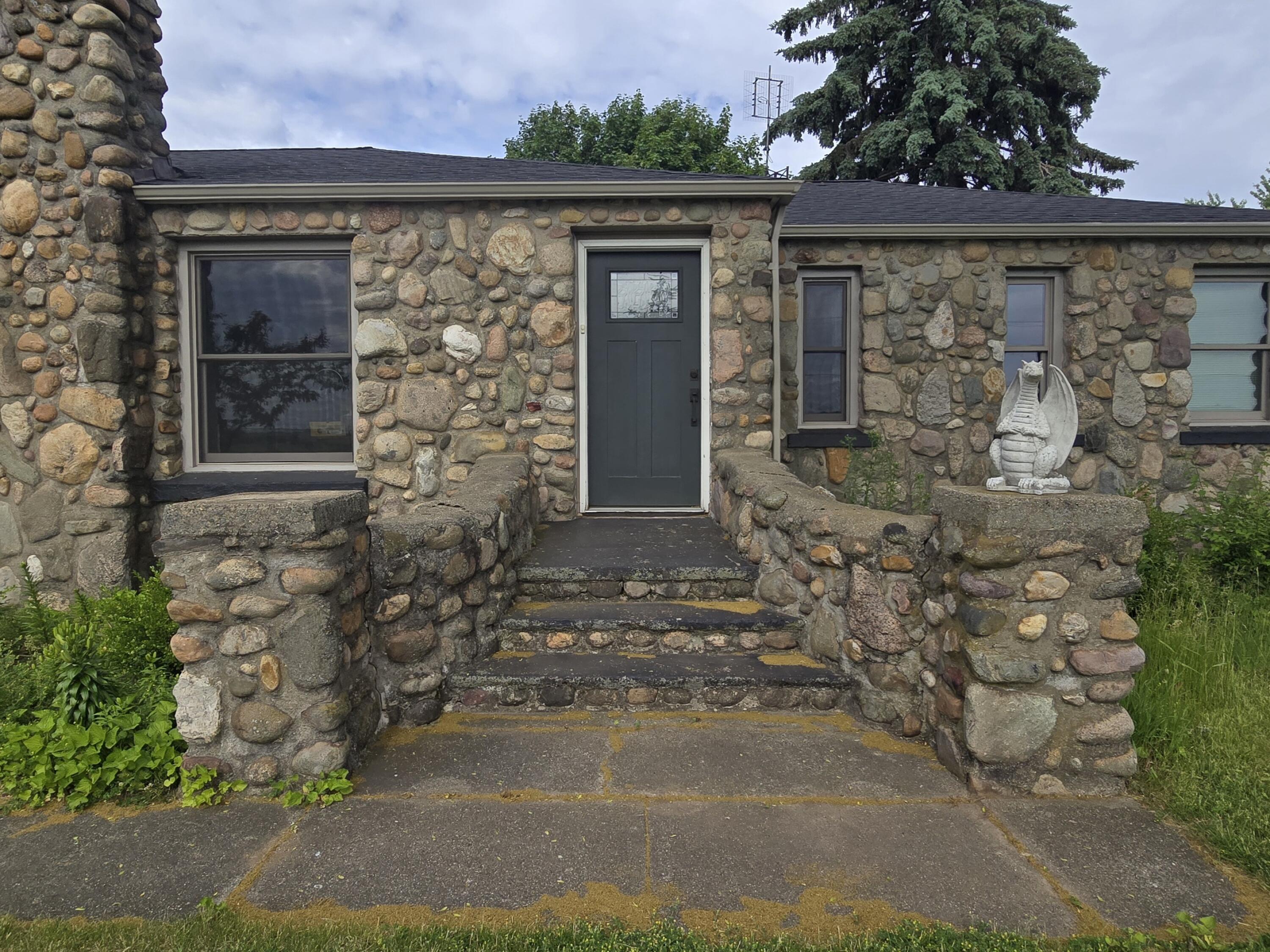 68482 North White School Road Sturgis, MI 49091 - Photo 2 of 62 1000080703