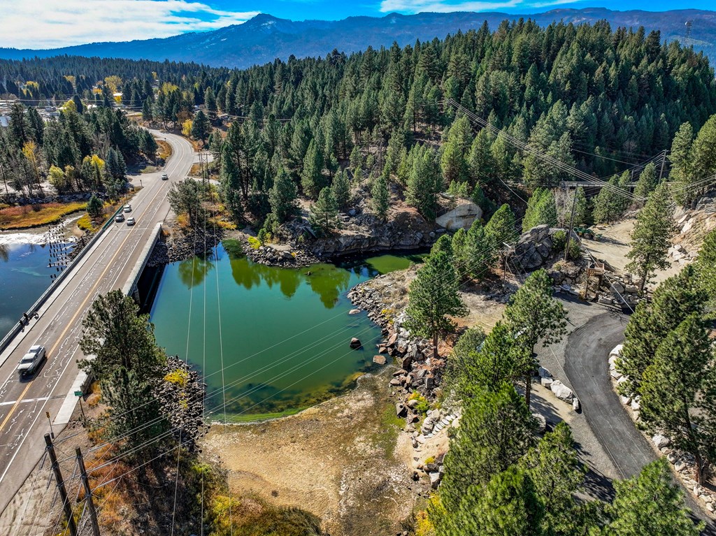 299 Vista Point Boulevard Cascade, ID 83611 - Photo 11 of 23