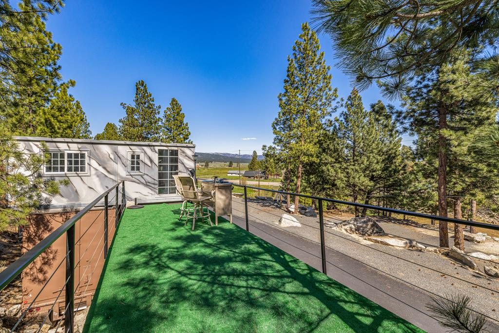 299 Vista Point Boulevard Cascade, ID 83611 - Photo 7 of 23