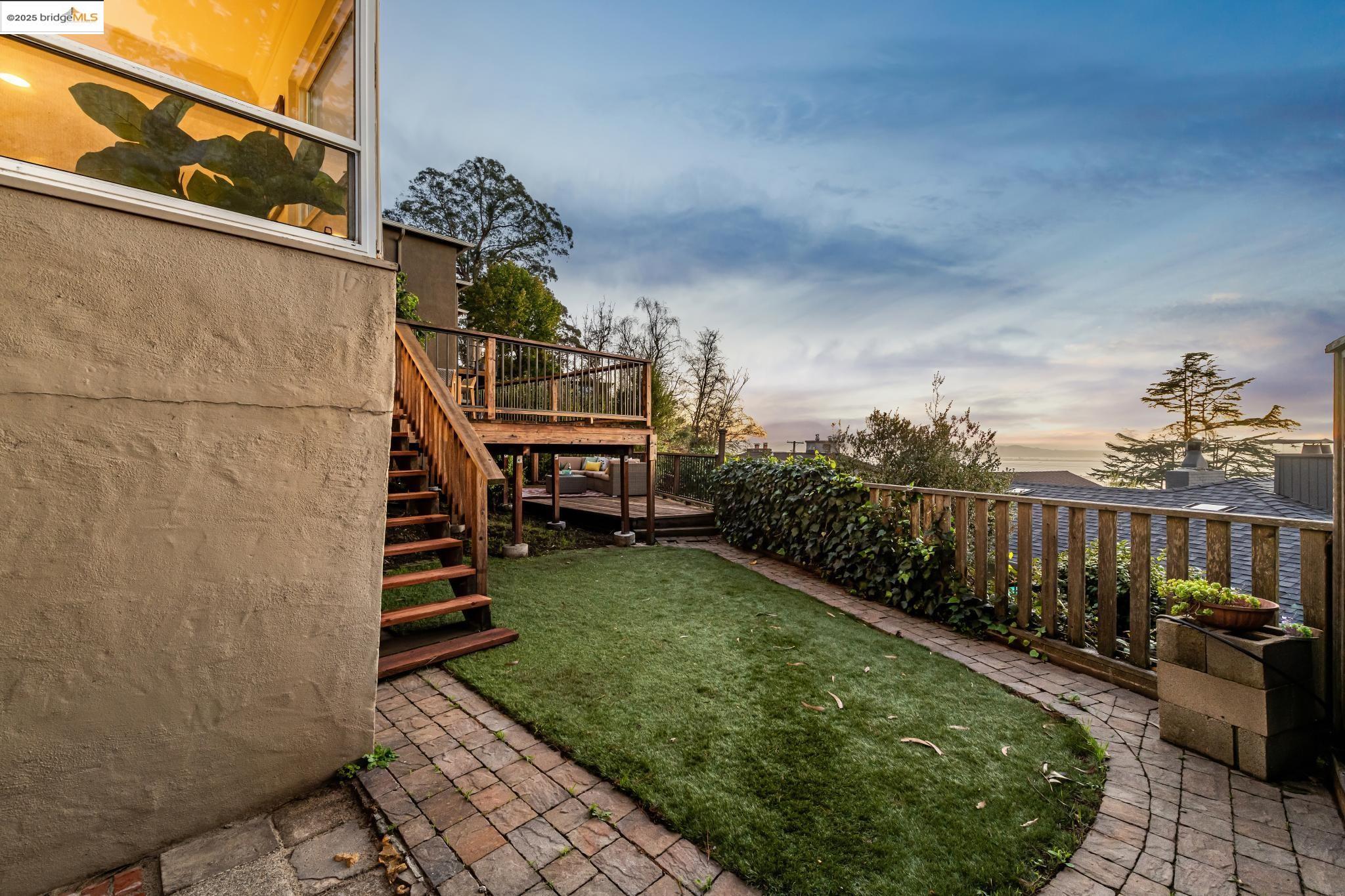 946 Creston Road Berkeley, CA 94708 - Photo 30 of 44 a view of a balcony with chairs
