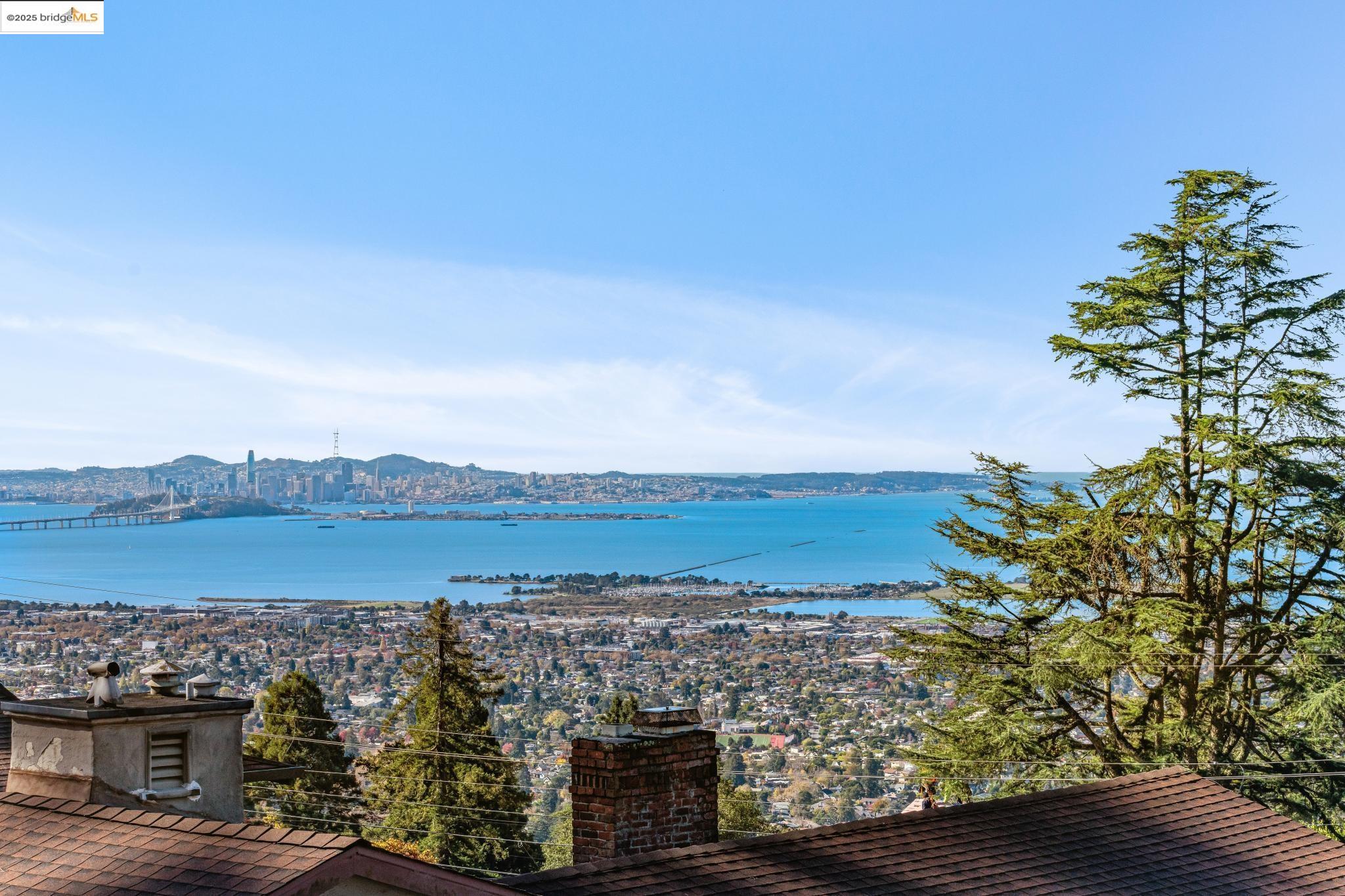946 Creston Road Berkeley, CA 94708 - Photo 39 of 44 a view of a lake with mountain