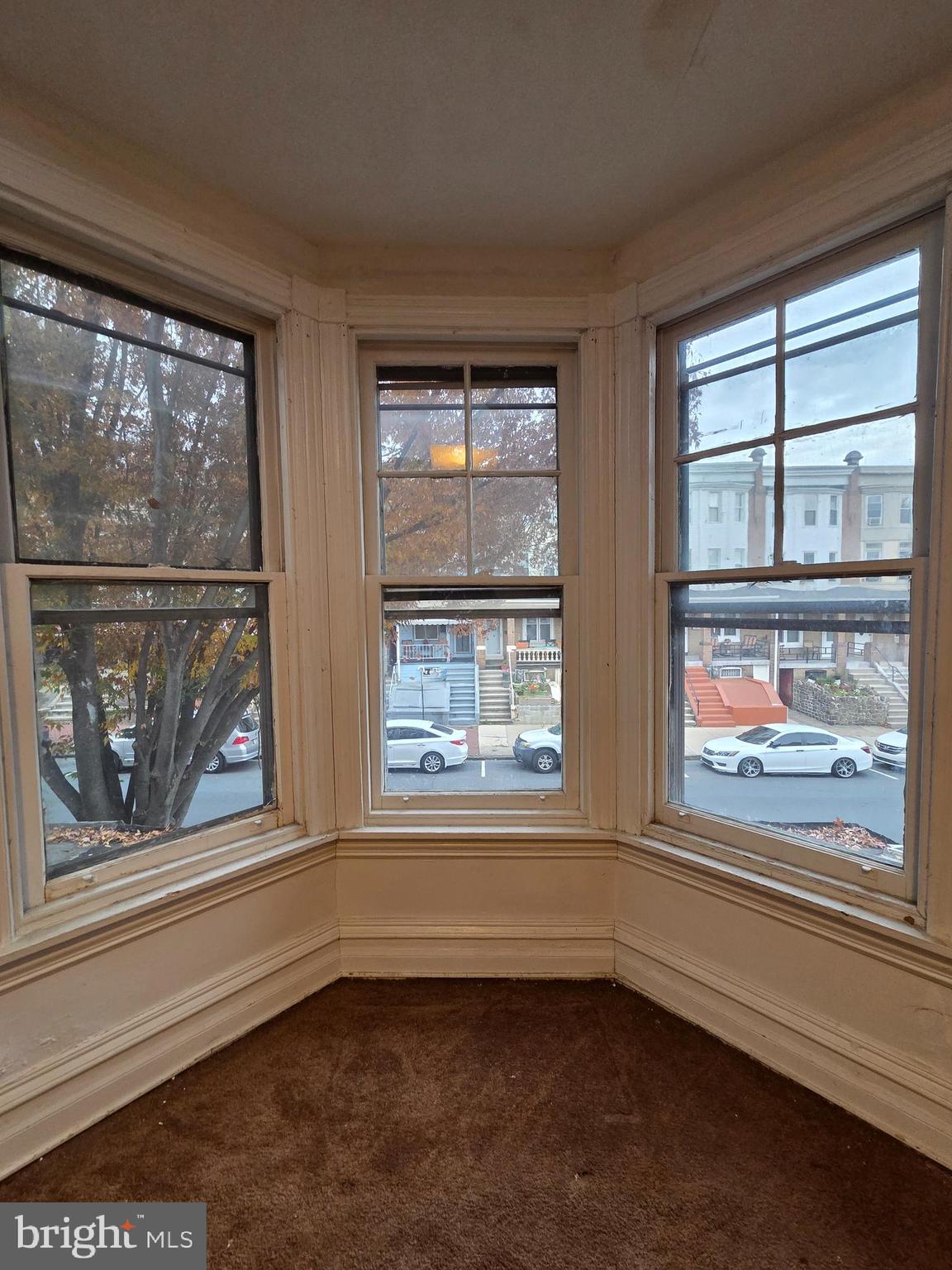 1024 North 11th Street Reading, PA 19604 - Photo 11 of 23 a view of an empty room with a window