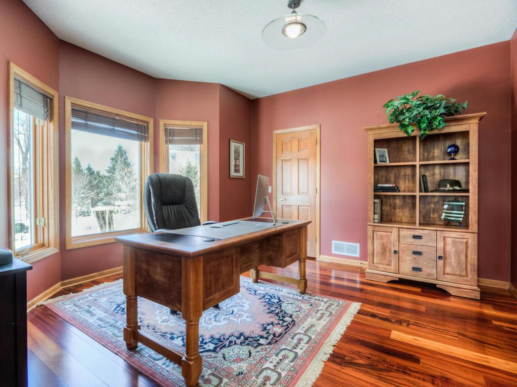 10168 Gristmill Ridge Eden Prairie, MN 55347 - Photo 13 of 25 Gallery Image 13