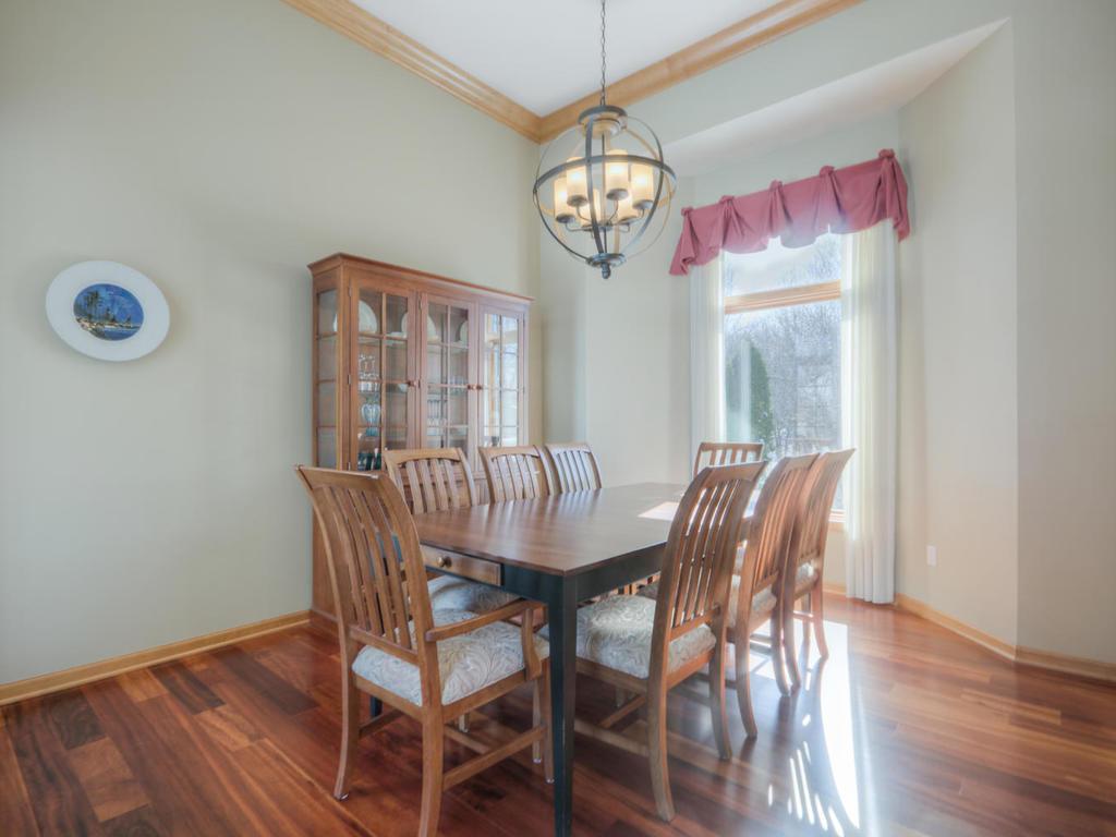 10168 Gristmill Ridge Eden Prairie, MN 55347 - Photo 8 of 25 Gallery Image 8