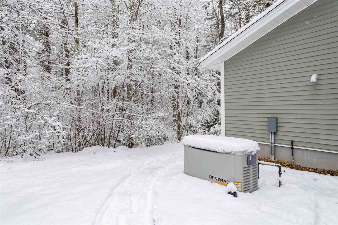 52 Lee Road Barrington, NH 03825 - Photo 7 of 40